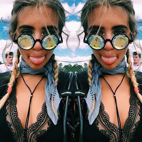 DOLLSKILL Black Frame Kaleidoscope Glasses - Picture 1 of 2